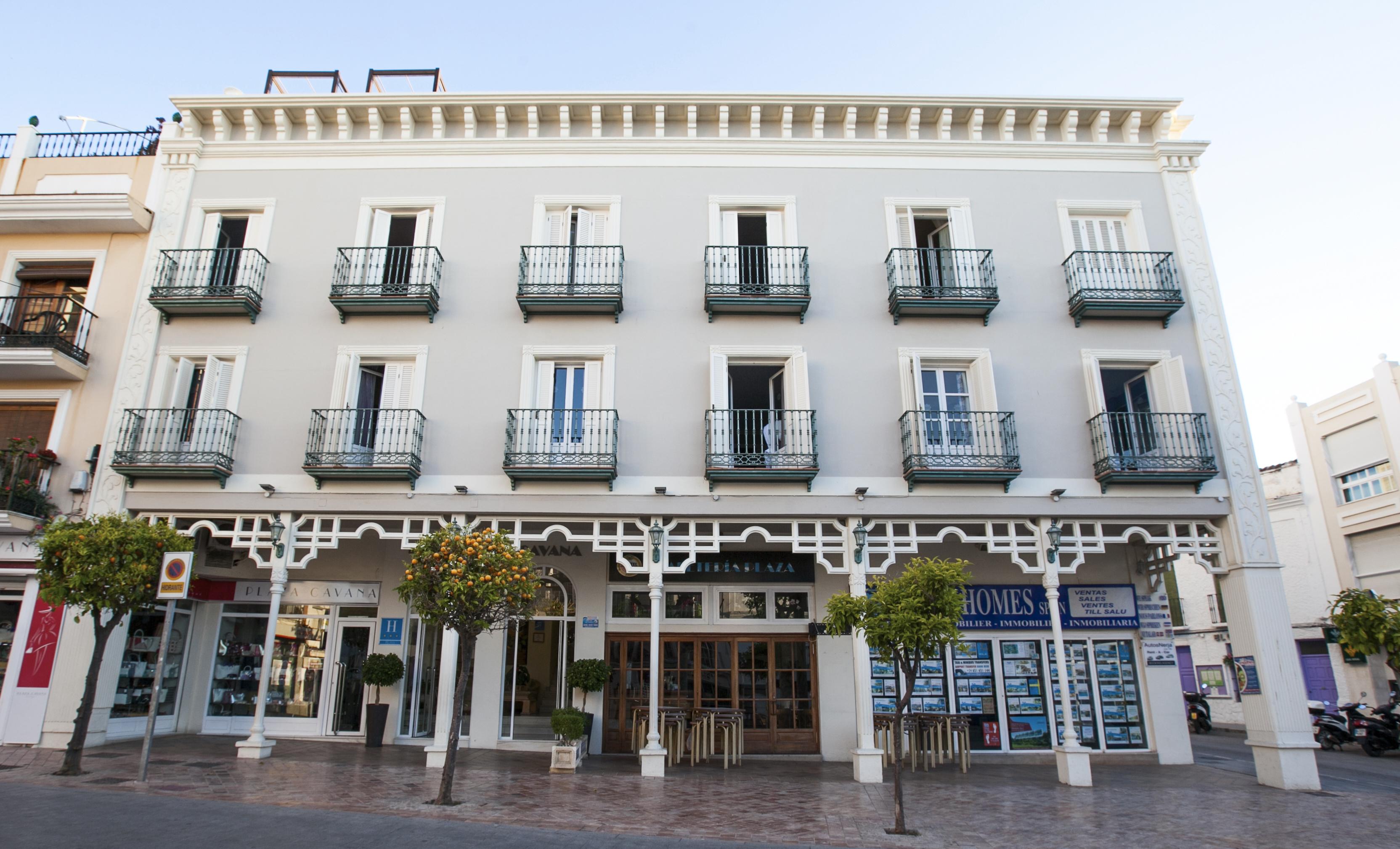 Hotel Plaza Cavana Nerja Exterior photo